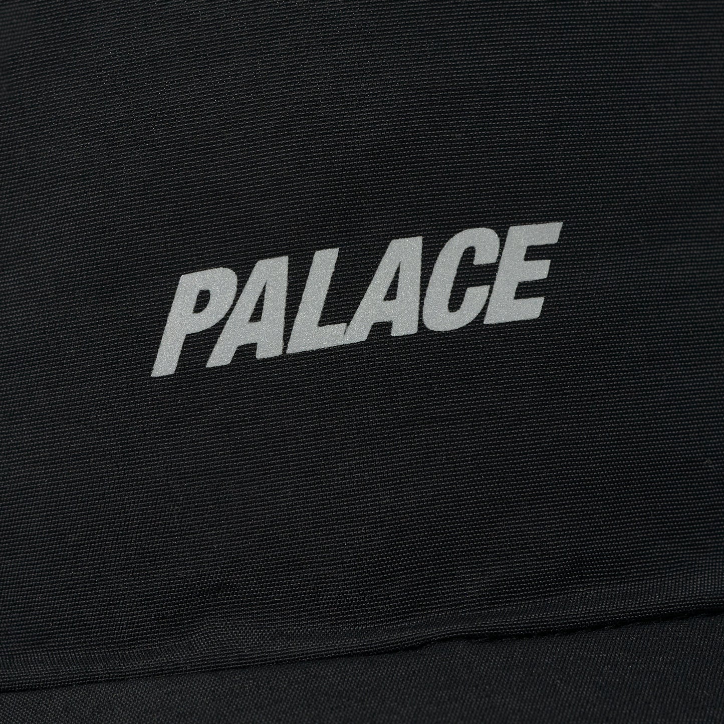 Palace Rack 25 Runner "Black"