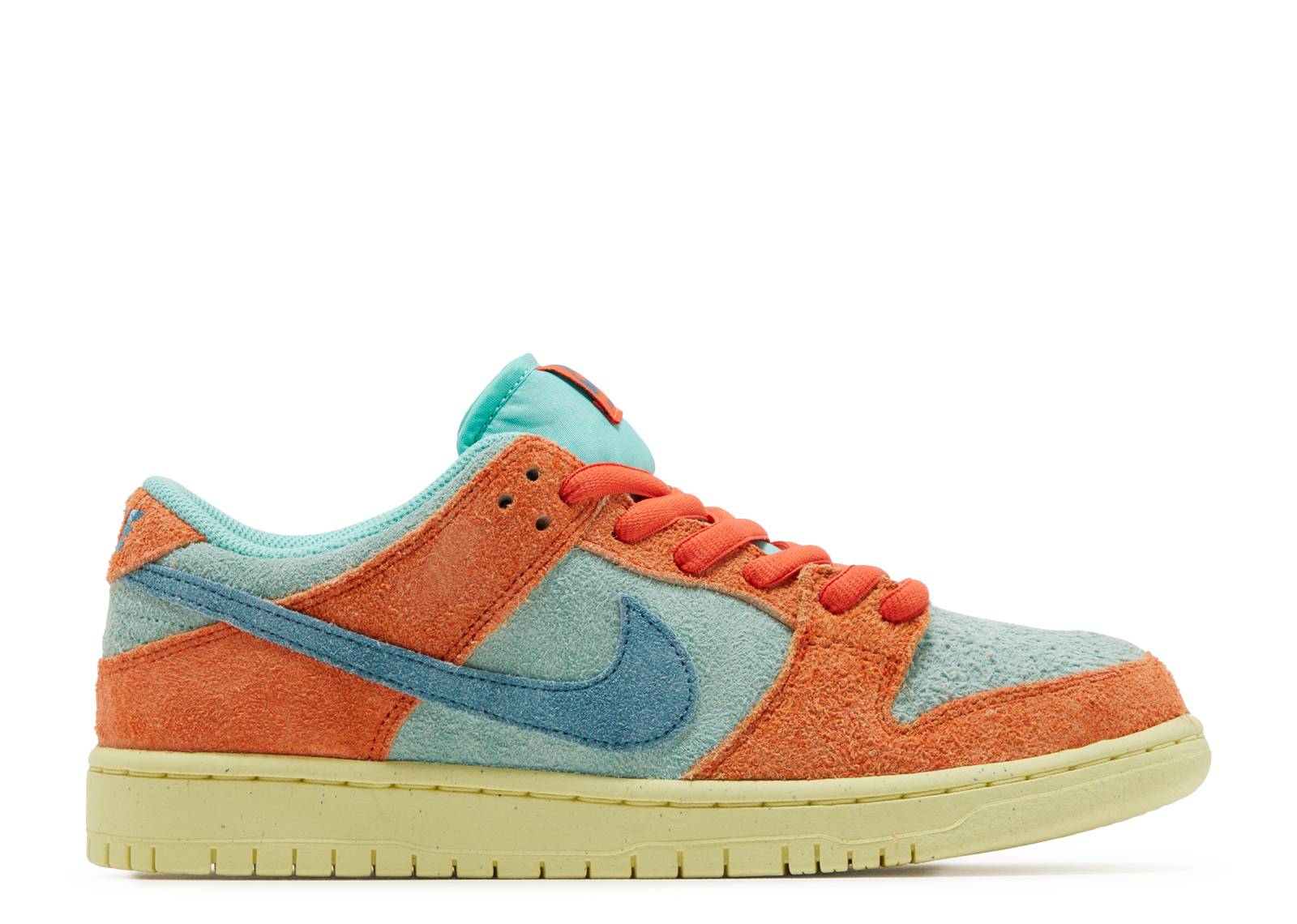 Nike SB Dunk Low Pro PRM