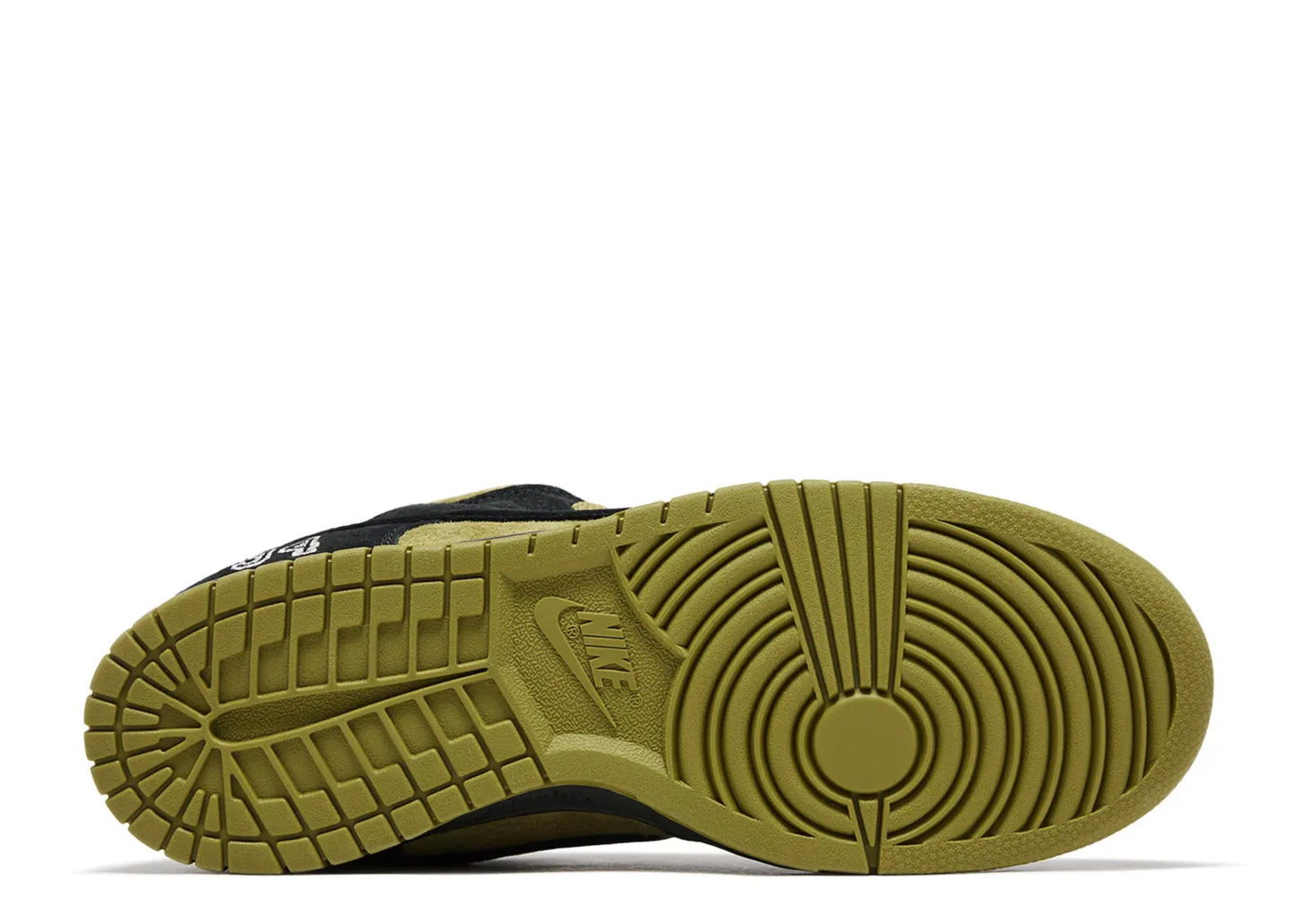Supreme x Nike SB Dunk Low "Camper Green"