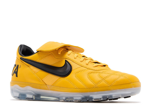NOCTA x Canada x Nike Cryoshot Tiempo ’94 "University Gold"