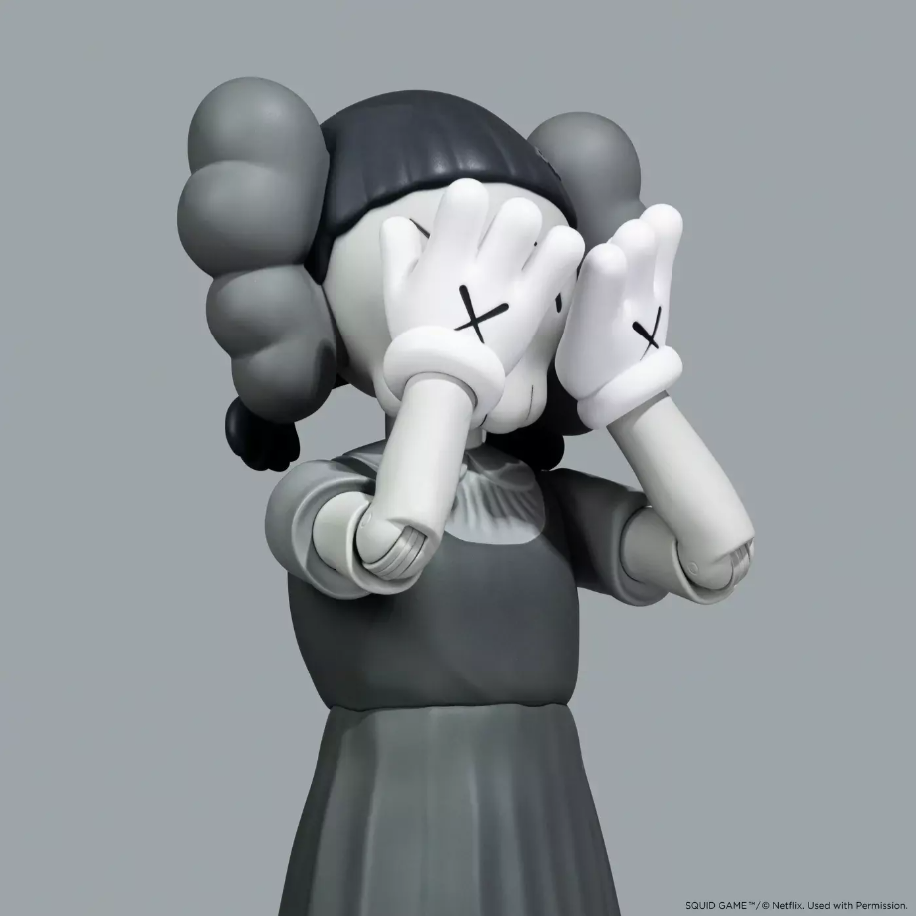 KAWS Young-Hee Vinyl Figure "Monotone"