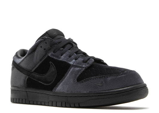 Dover Street Market x Nike Dunk Low "Black Velvet"