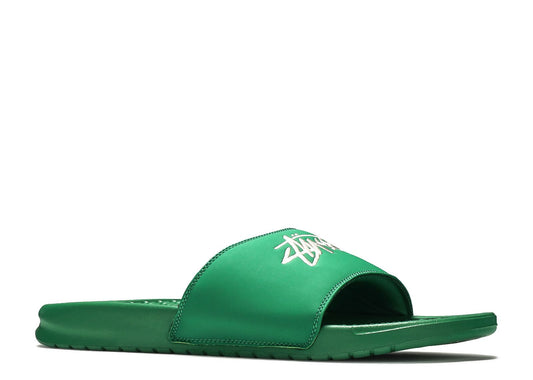 Stussy x Nike Benassi "Pine Green"
