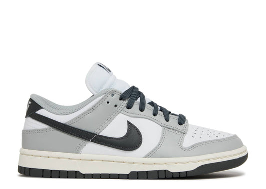 Nike Dunk Low WMNS "Light Smoke Grey"