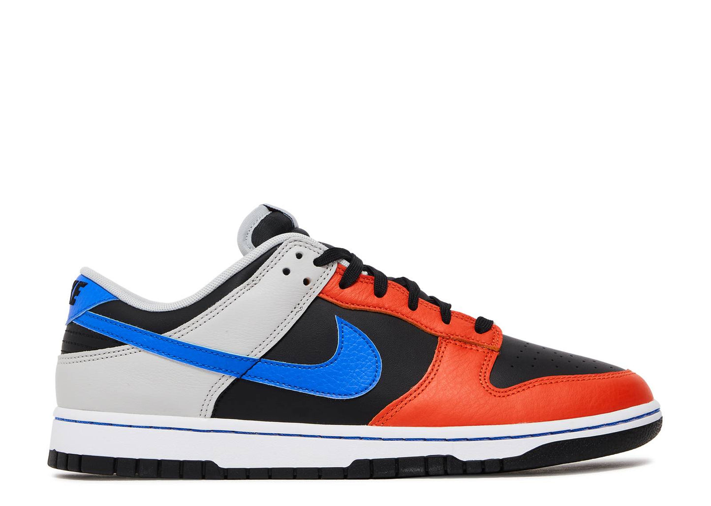 Nike Dunk Low EMB "NBA 75th Anniversary New York Knicks"