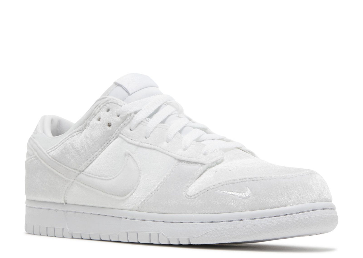 Dover Street Market x Nike Dunk Low "White Velvet"