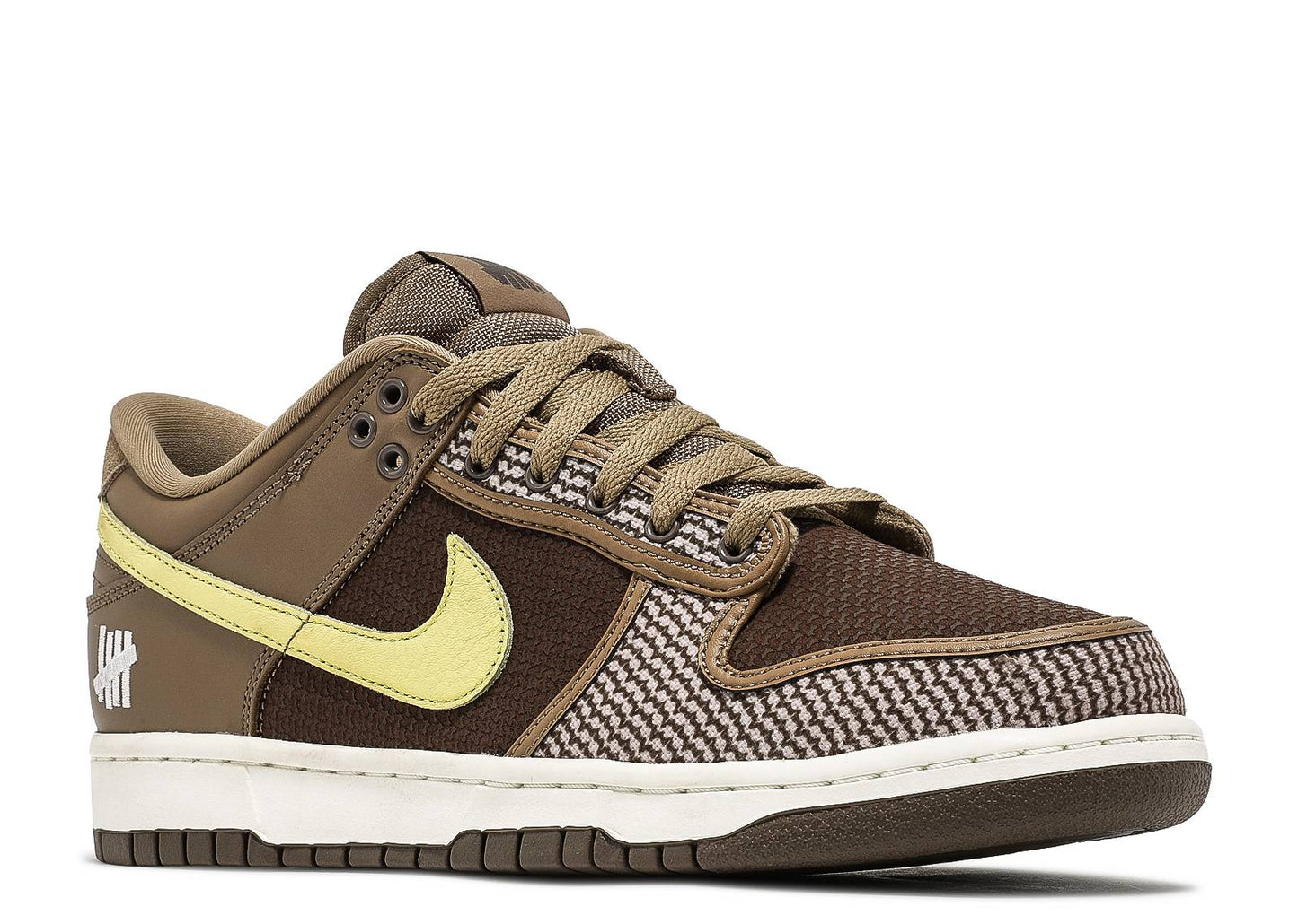 Undefeated x Nike Dunk Low SP "Canteen"