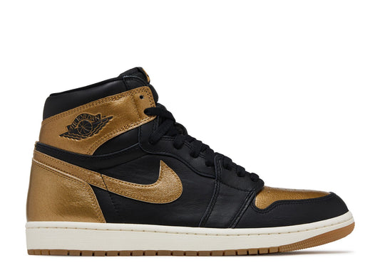 Air Jordan 1 Retro High OG "Black/Metallic Gold"
