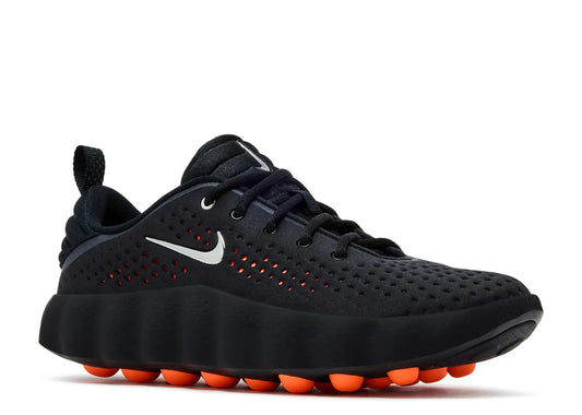 Nike Mind 002 "Black/Hyper Crimson"