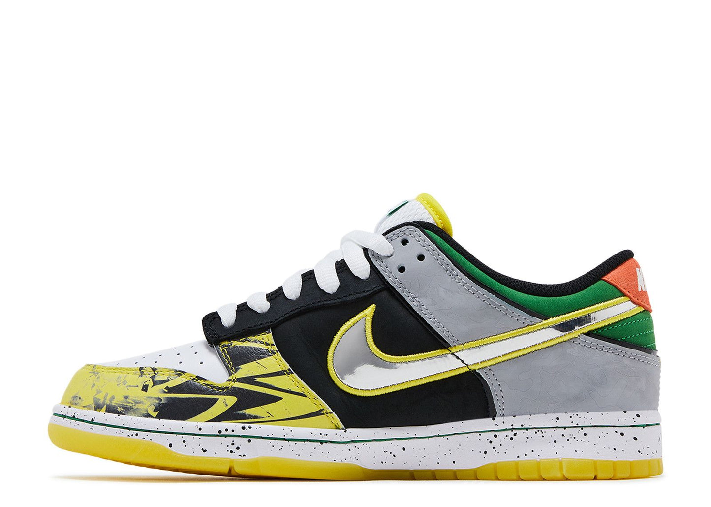 University of Oregon x Nike Dunk Low PE "What the Duck Away"