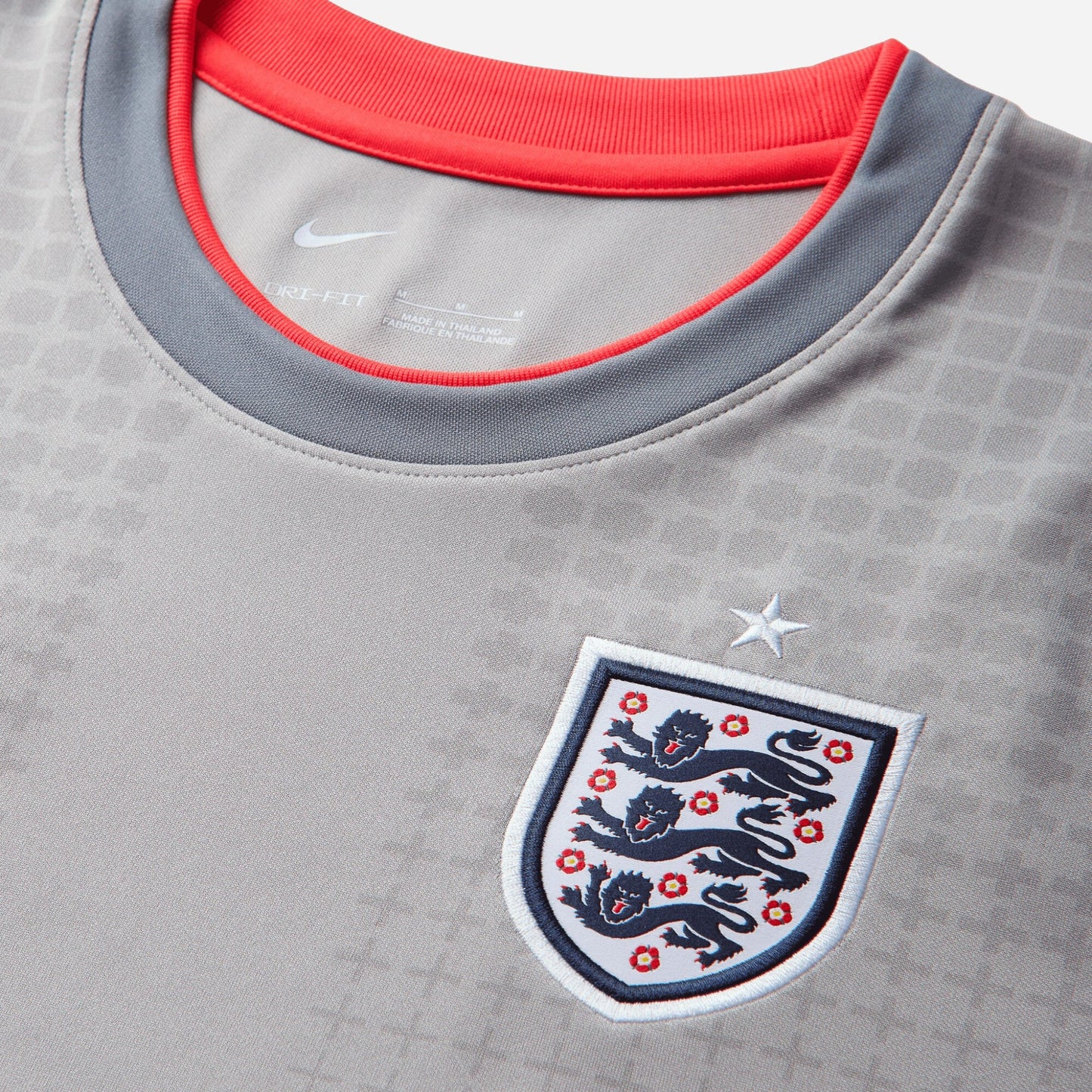 Palace x Nike England Academy Pro Pre-Match Football Top "Pewter Grey/Bright Crimson"