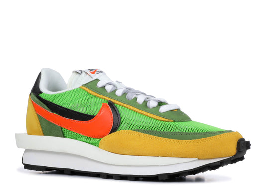 Sacai x Nike LD Waffle "Daybreak Green"