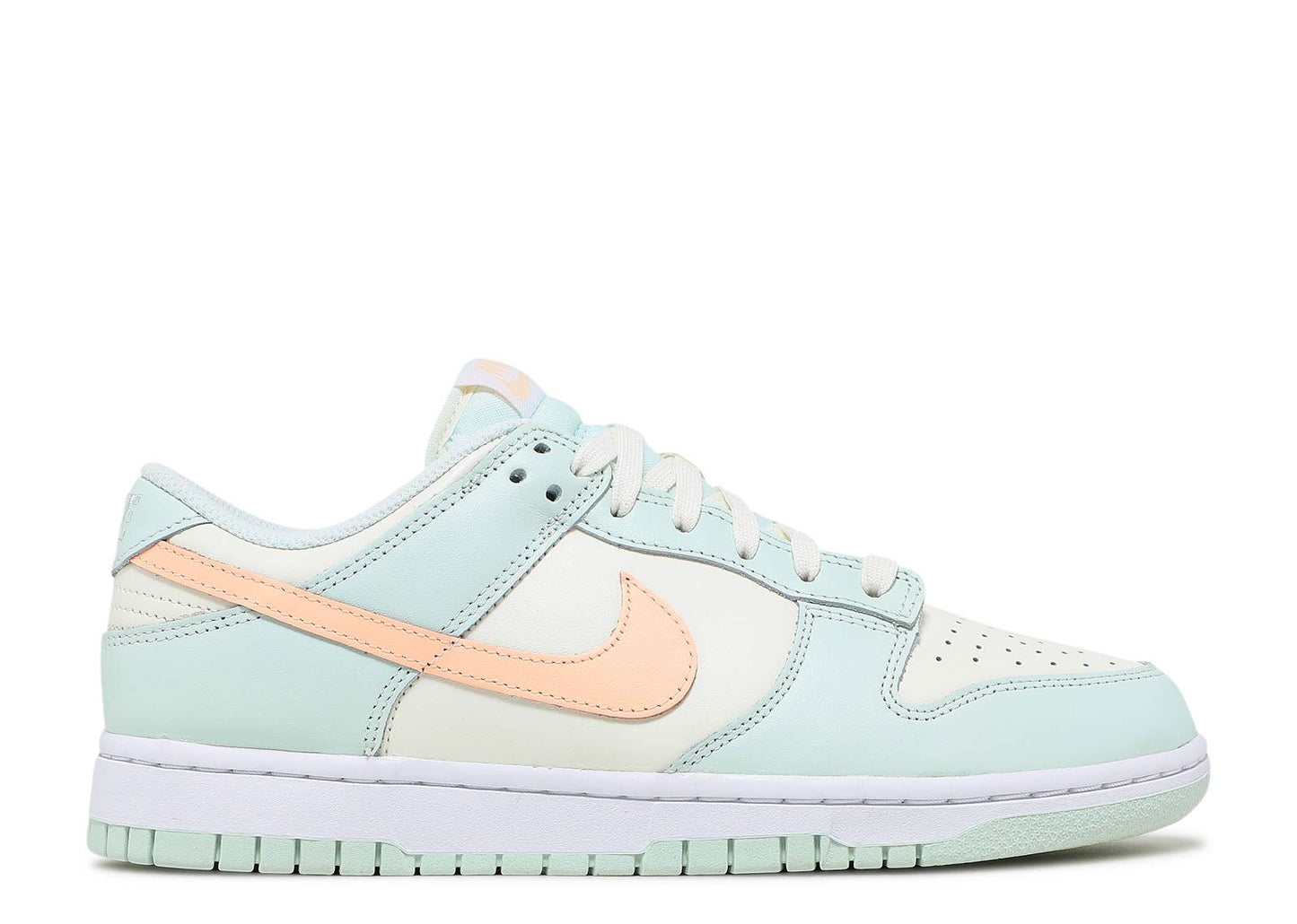 Nike Dunk Low WMNS "Barely Green"